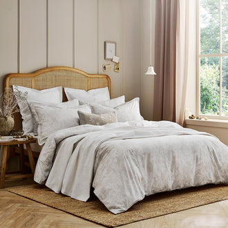 Beatrice Duvet Set