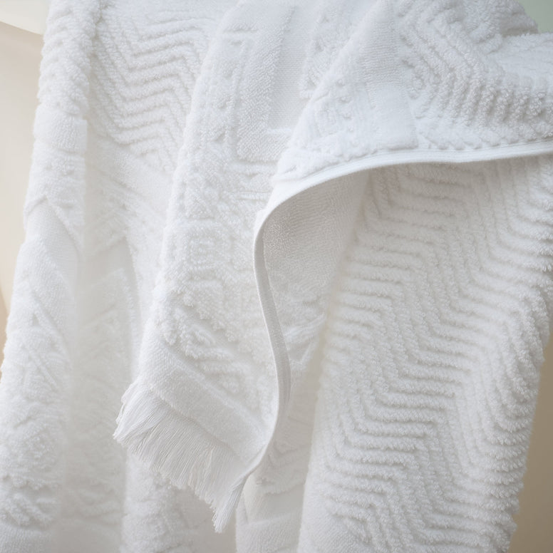 White-colour_image