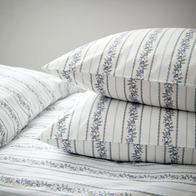 Clara Floral Duvet Set